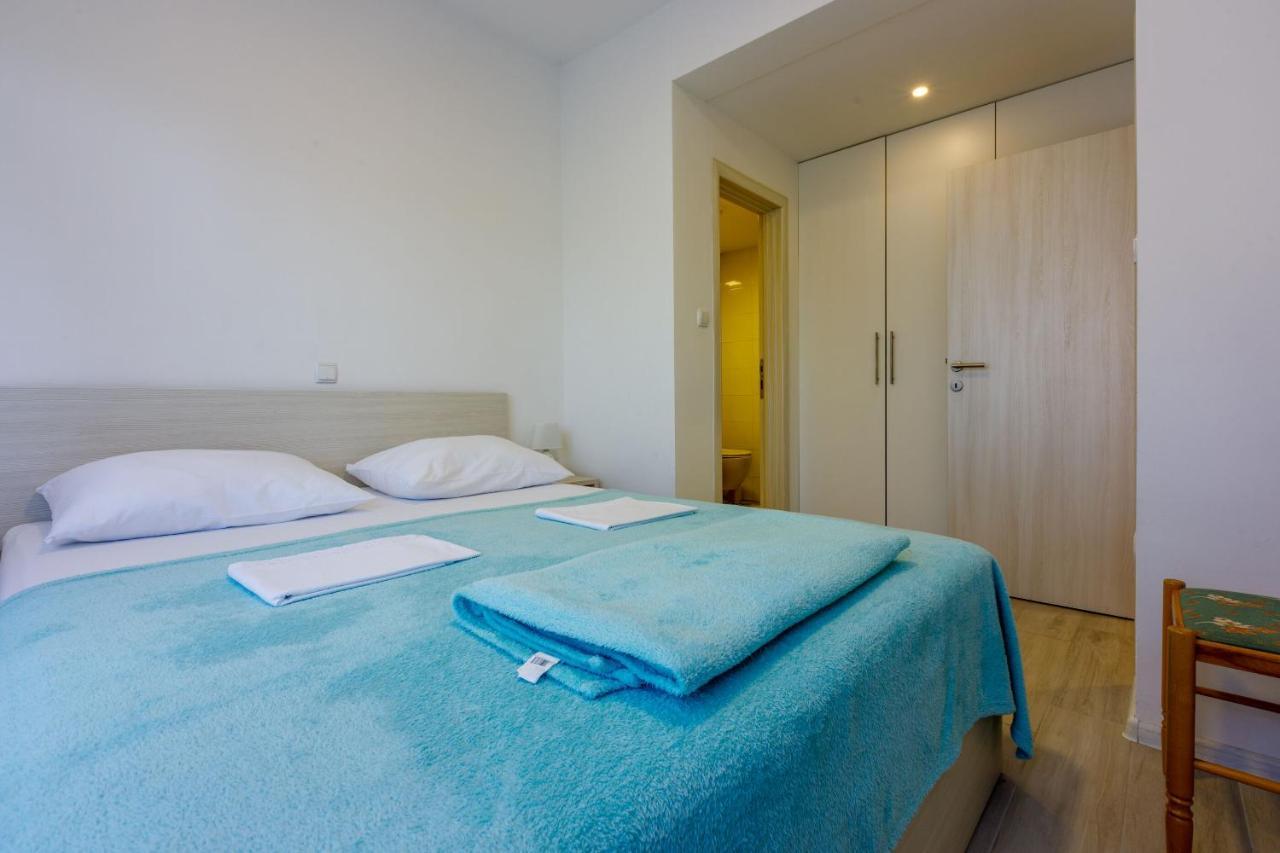 Apartments Zorica Dramalj Esterno foto