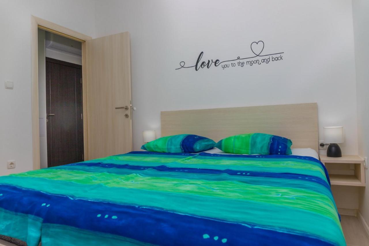 Apartments Zorica Dramalj Esterno foto