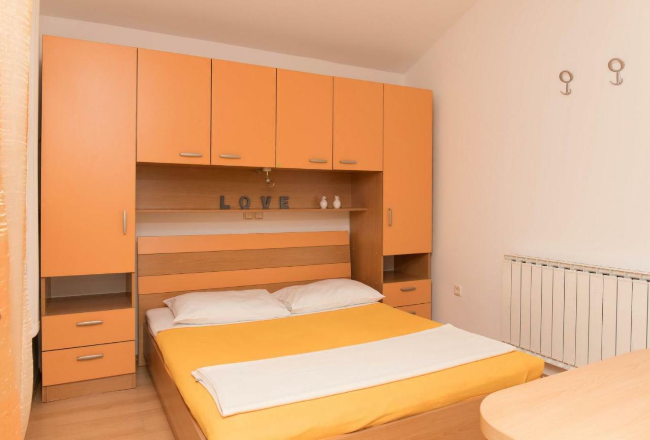 Apartments Zorica Dramalj Esterno foto