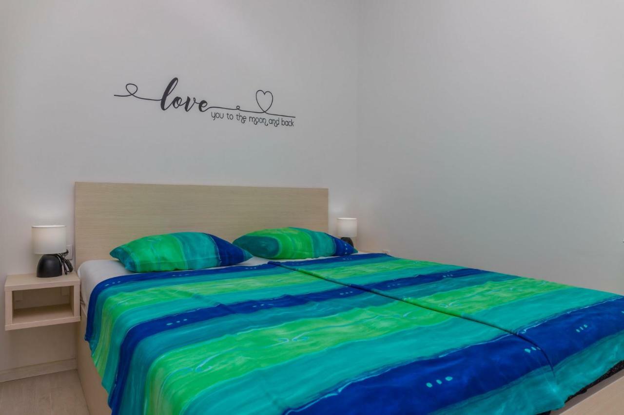 Apartments Zorica Dramalj Esterno foto